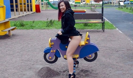 After Failing Med School, a Curvy Student Suddenly Burst Into Porn, but What Is She Now Hiding From Everyone?