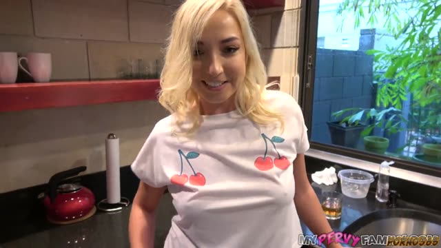Stepsister drank whiskey, and I couldn't resist and fucked her.