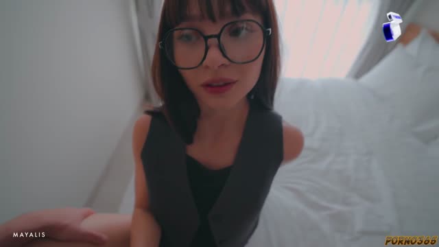 Russian Hotel Administrator Solves Guest's Problem in an Unusual Way