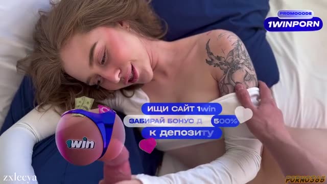 Зашел к родной сестре в спальню, а она без одежды — сразу начал приставать и занялся с ней сексом.